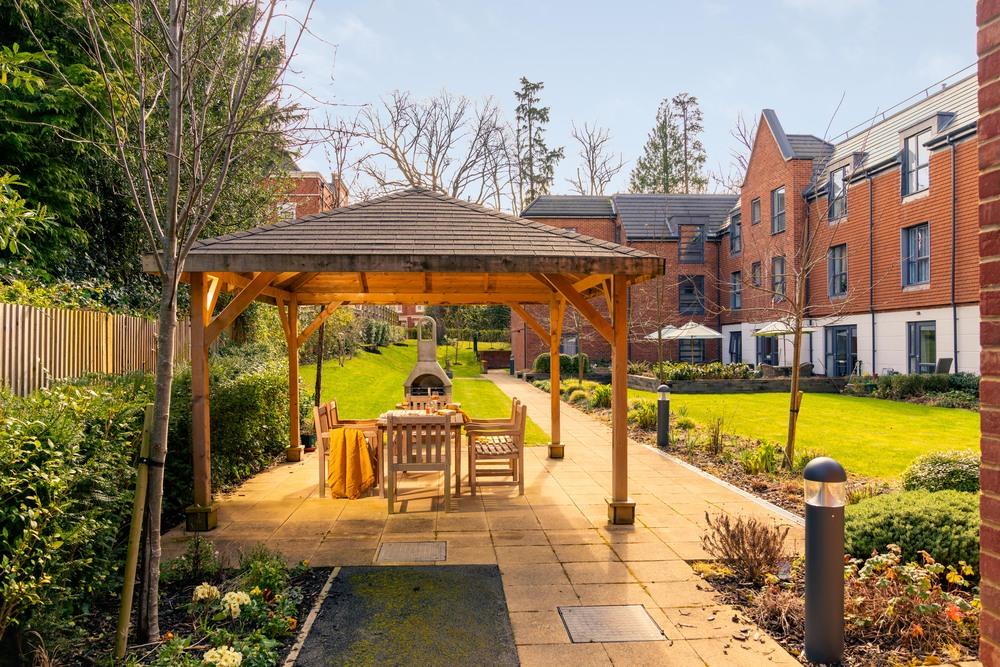 Birch Place, Dukes Ride, Crowthorne, RG45 6GT