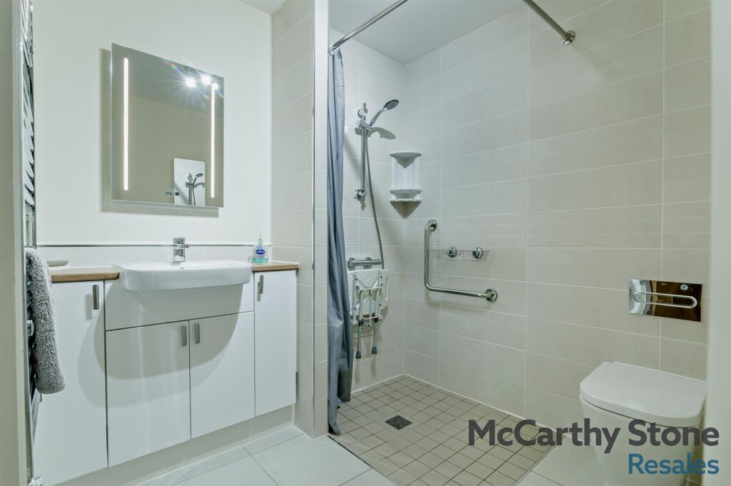 Llanthony Place, St Ann Road, Gloucester, GL2 5GQ
