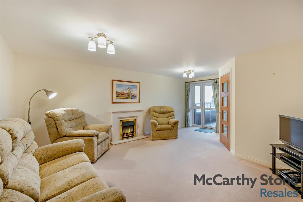 Roswell Court, Douglas Avenue, Exmouth