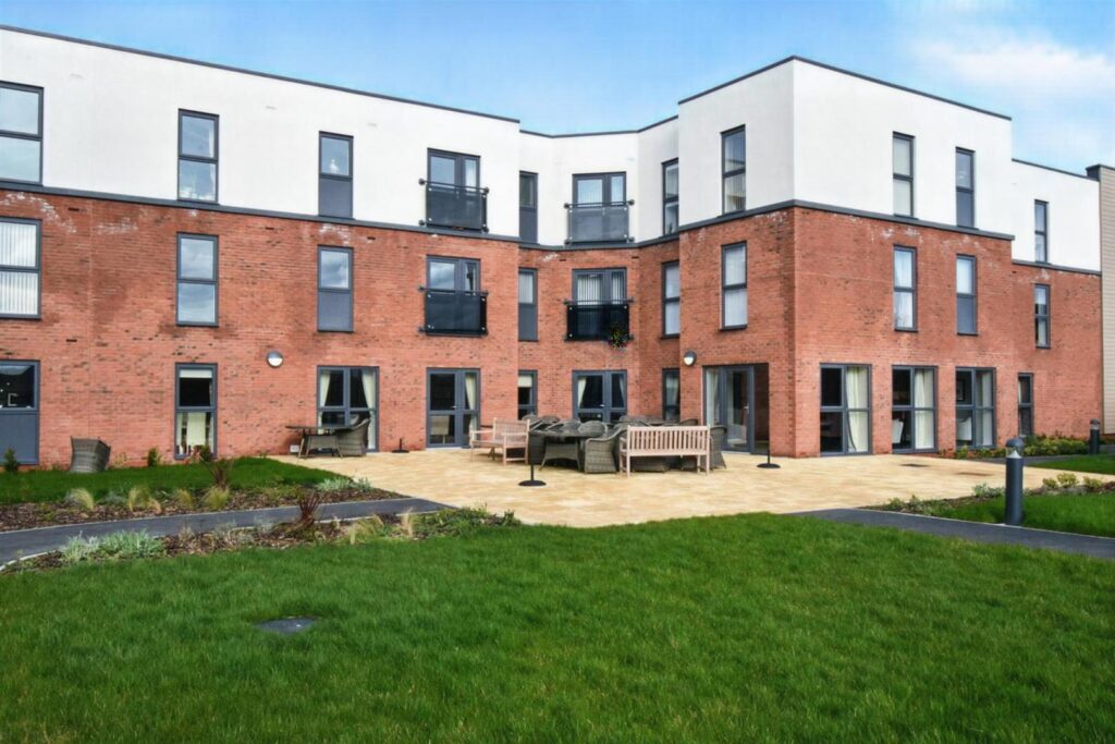 Elizabeth Place, Trimbush Way, Market Harborough