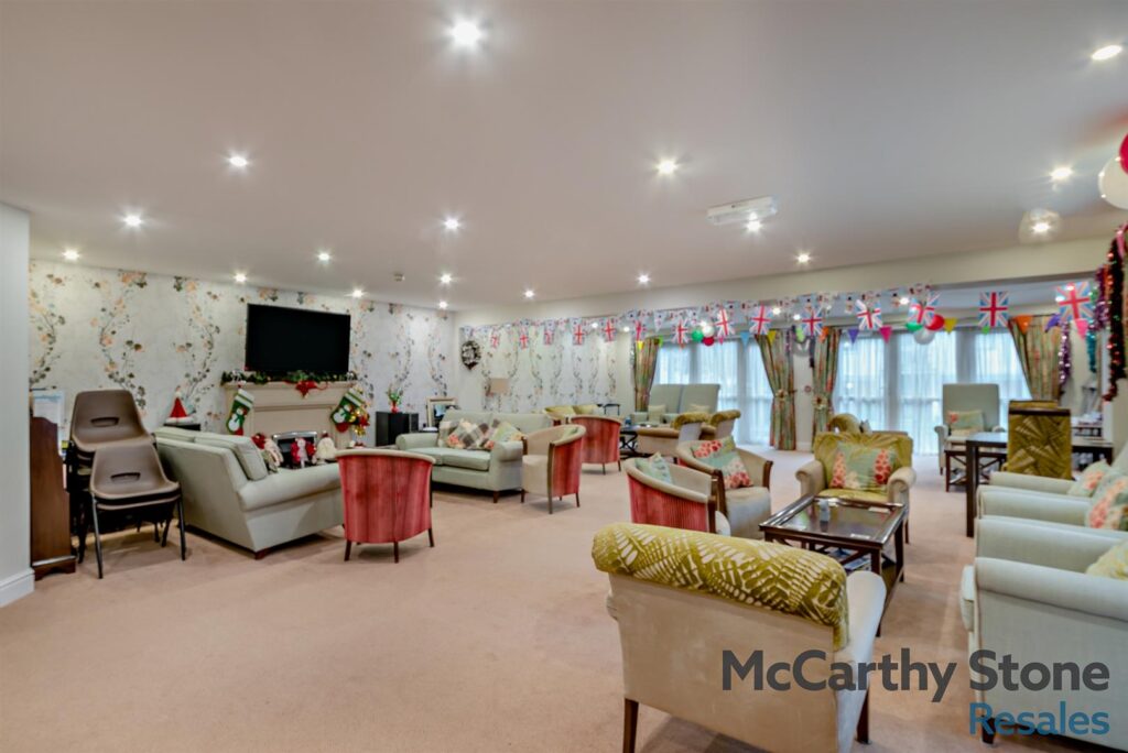 Emma Court, Southern Road, Basingstoke, RG21 7QF