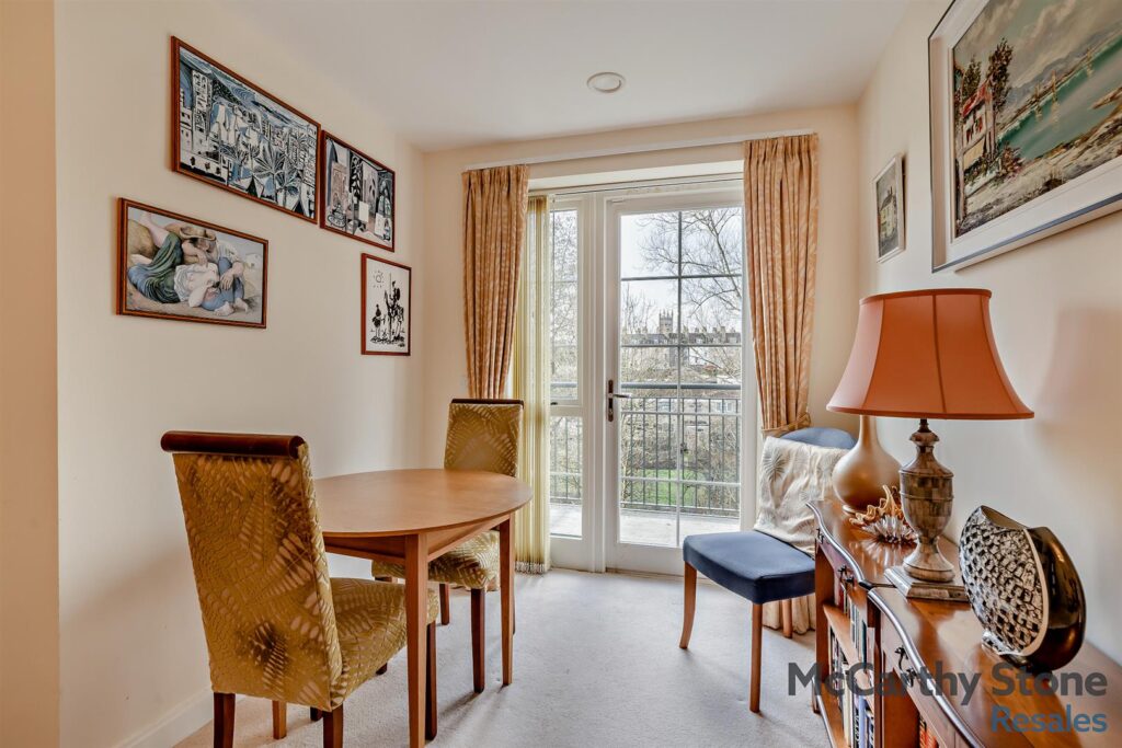 Lambrook Court, Gloucester Road, Larkhall, Bath, BA1 8AZ