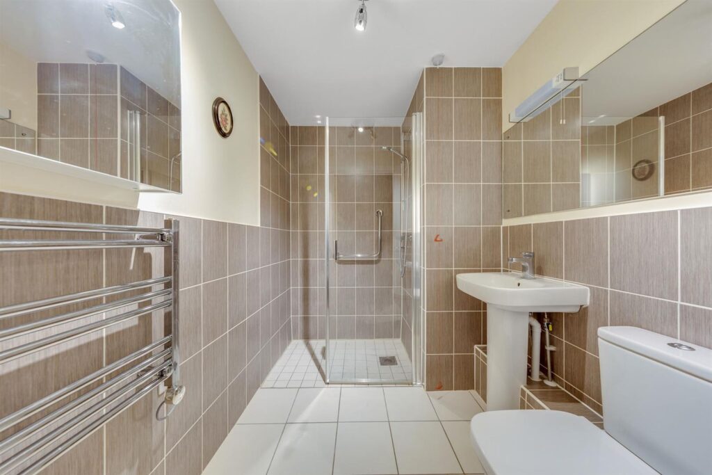 Queens Gate, Wellington Road, Wokingham, RG40 2DS