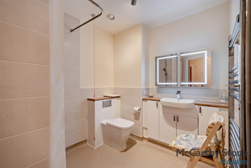 Lambrook Court, Gloucester Road, Larkhall, Bath, BA1 8AZ