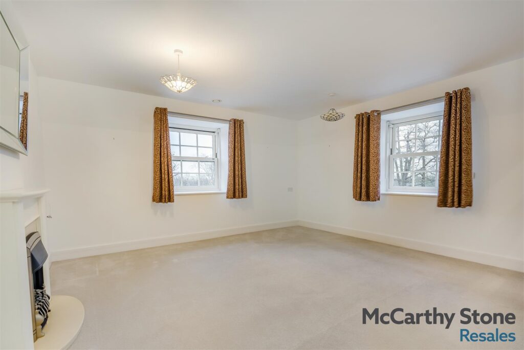 Peel Court, College Way, Welwyn Garden City, Hertfordshire, AL8 6DG