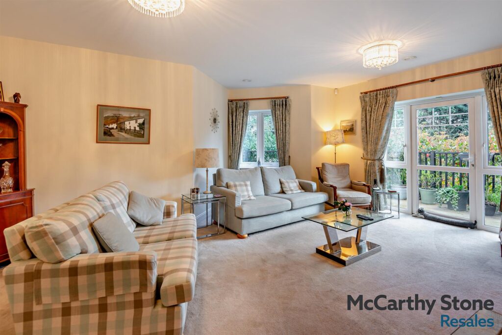 St. Johns Road, Loughton