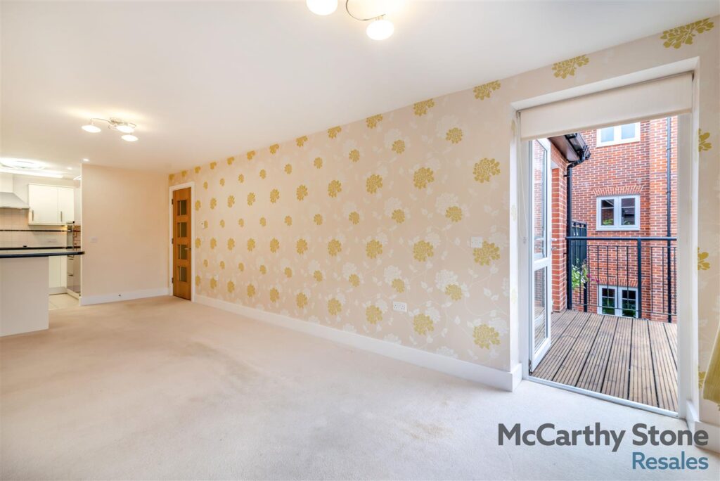 Limpsfield Road, South Croydon, CR2 9LB