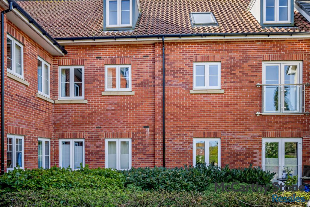 Louis Arthur Court, 27-31 New Road, North Walsham, Norfolk, NR28 9FJ