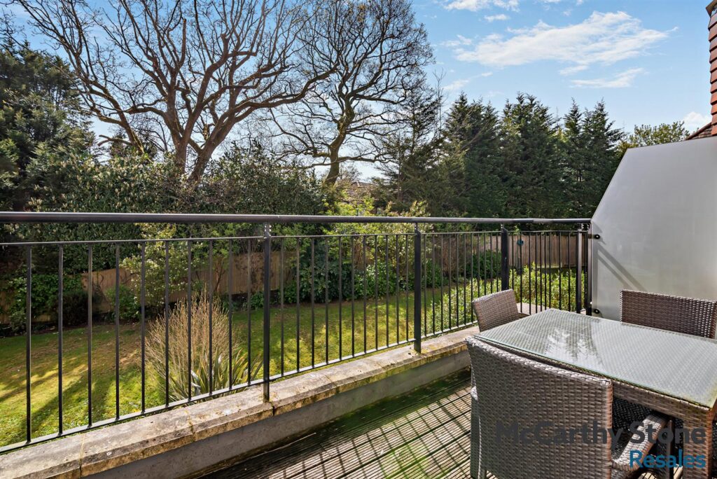 Holmes Place, Crowborough Hill, Crowborough, TN6 2RS