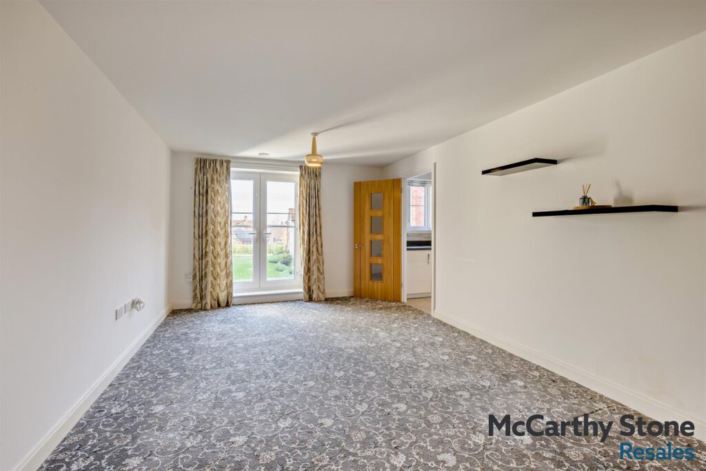 Louis Arthur Court, 27-31 New Road, North Walsham, Norfolk, NR28 9FJ