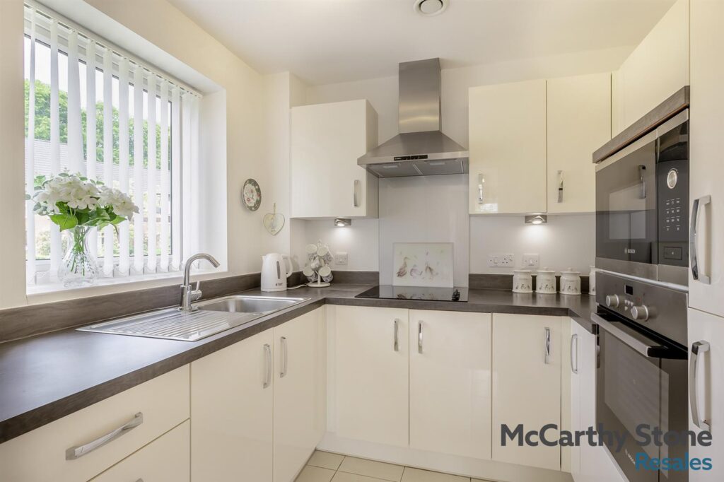 Jackson Place, Fields Park Drive, Alcester, Warwickshire, B49 6GR