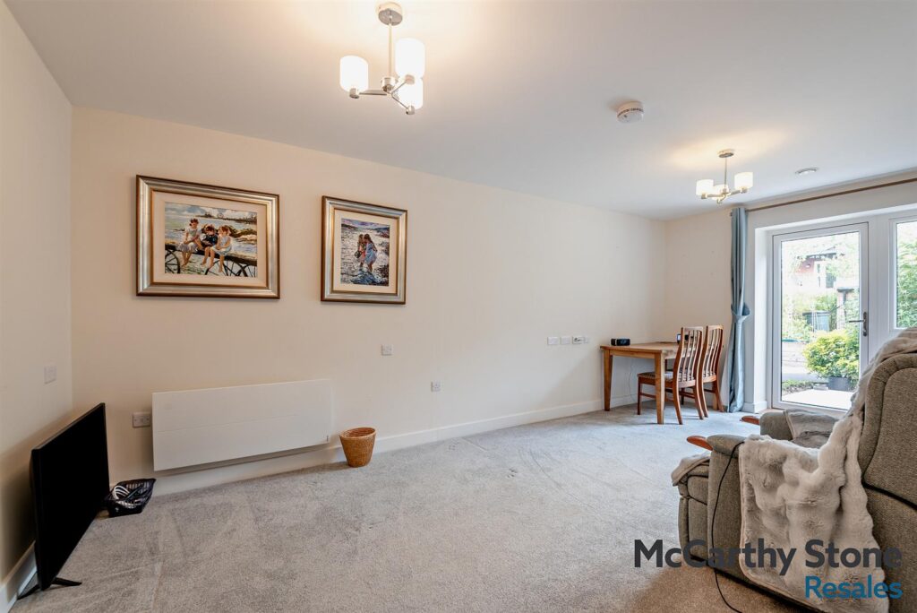 The Moors, Thatcham