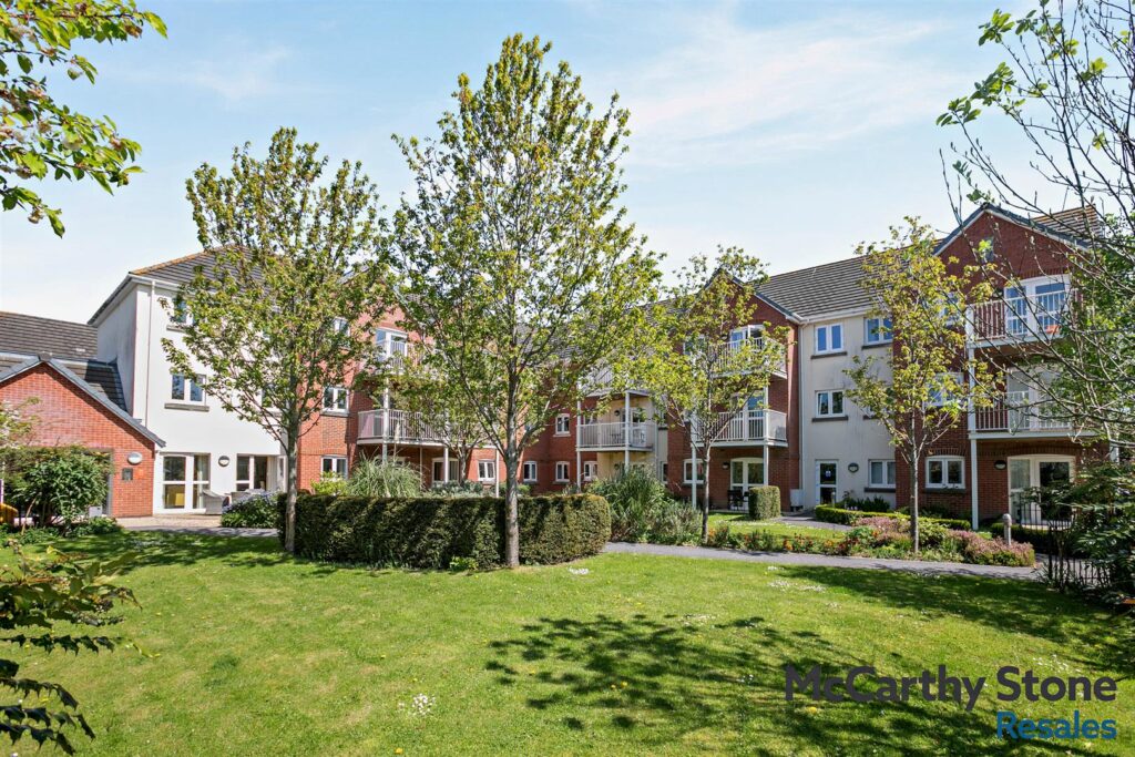 Squire Court, Raleigh Mead, South Molton Devon