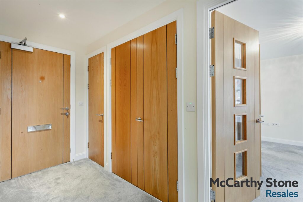 Parkland Place, Shortmead Street, Biggleswade, Bedfordshire, SG18 0RE