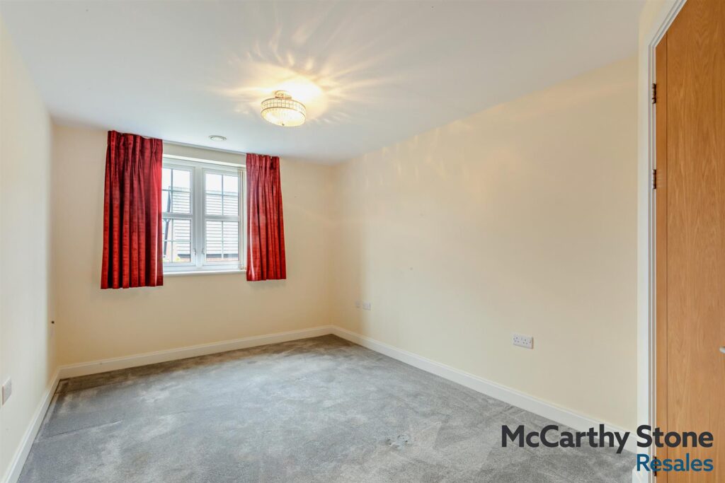 Parkland Place, Shortmead Street, Biggleswade, Bedfordshire, SG18 0RE