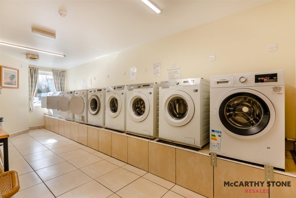 Benedict Court, Western Avenue, Newbury, Berkshire, RG14 1AR