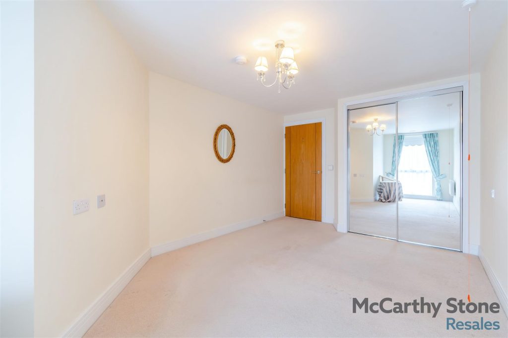 35 Wilton Court, Southbank Road, Kenilworth
