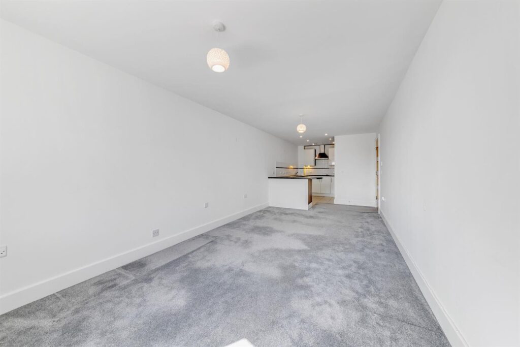 Limpsfield Road, South Croydon, CR2 9LB
