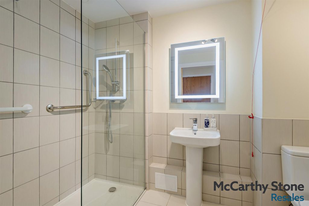 Waterford Place, Westmead Lane, Chippenham, Wiltshire, SN15 3GX