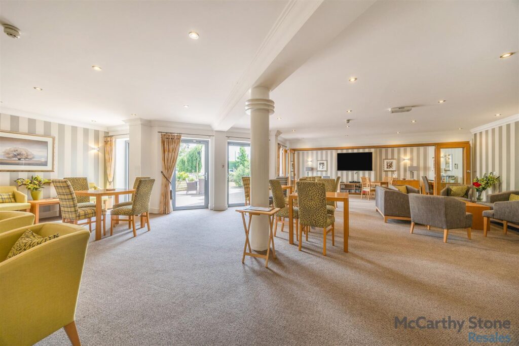 Merrilees Gate, 50 Baberton Avenue, Juniper Green, EH14 5DU