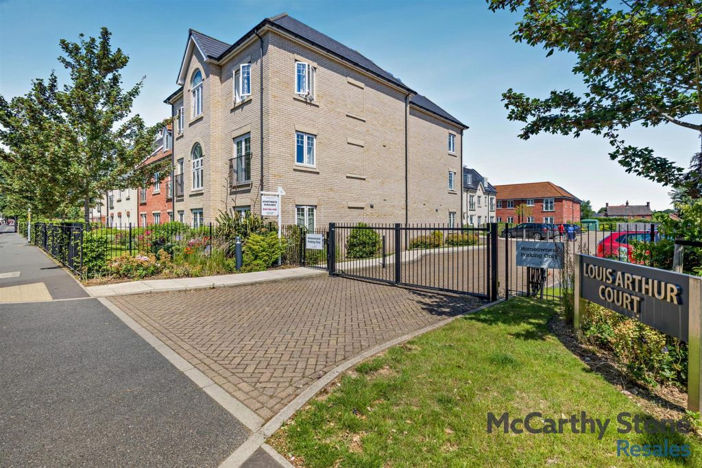 Louis Arthur Court, 27-31 New Road, North Walsham, Norfolk, NR28 9FJ