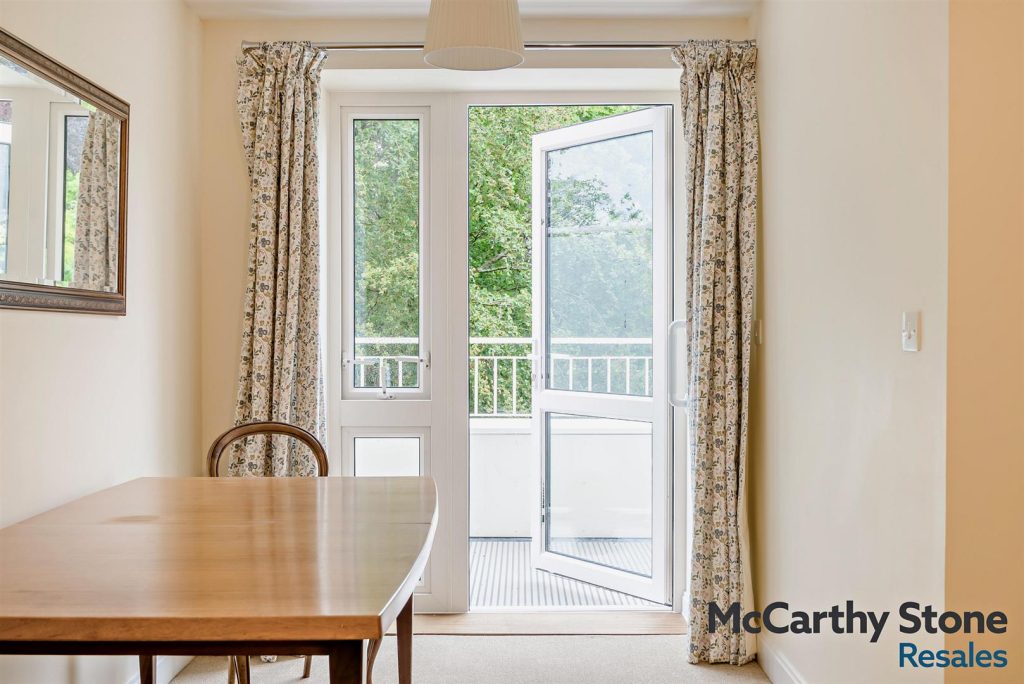 Shackleton Place, Bath Road, Devizes, Wiltshire, SN10 2GZ