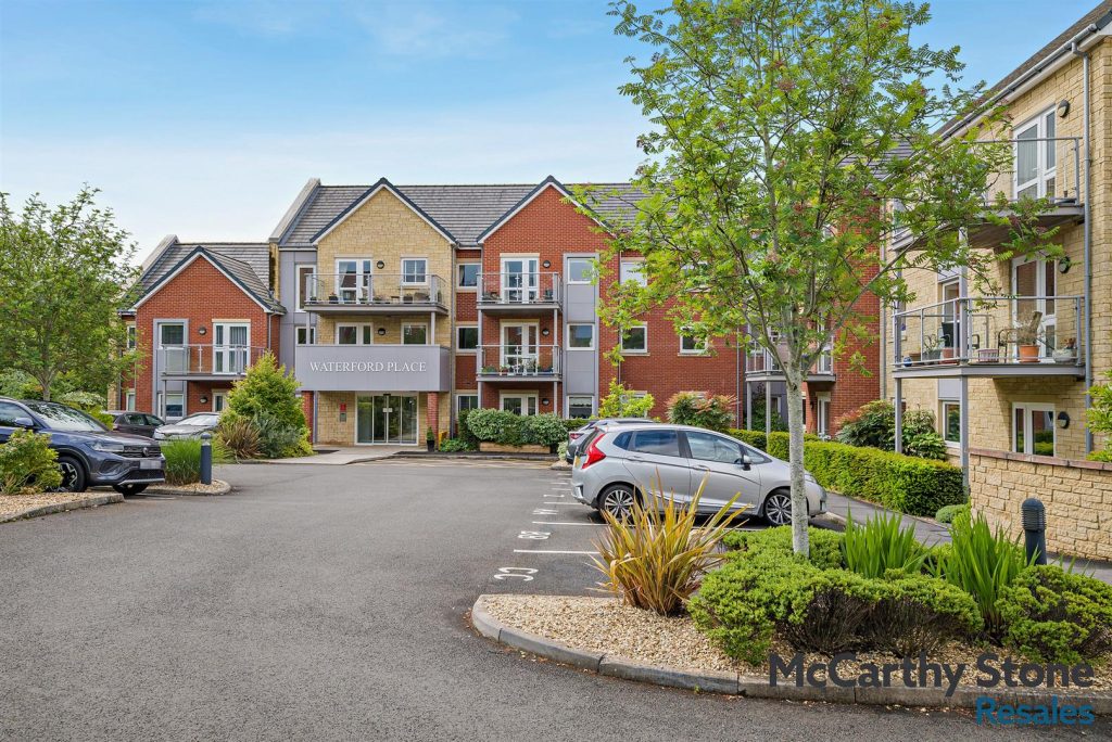 Waterford Place, Westmead Lane, Chippenham, Wiltshire, SN15 3GX
