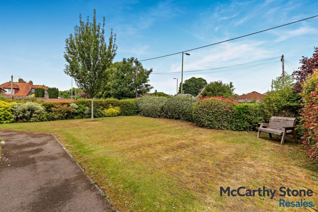 Hillier Court, Botley Road, Romsey, Hampshire.