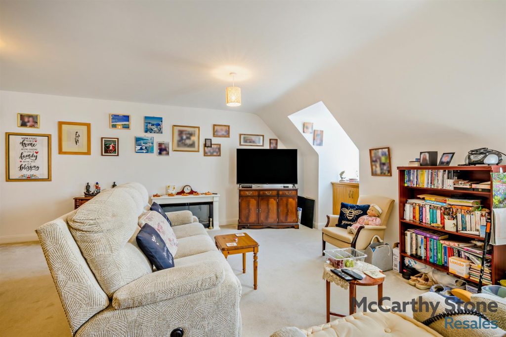 Louis Arthur Court, 27-31 New Road, North Walsham, Norfolk, NR28 9FJ