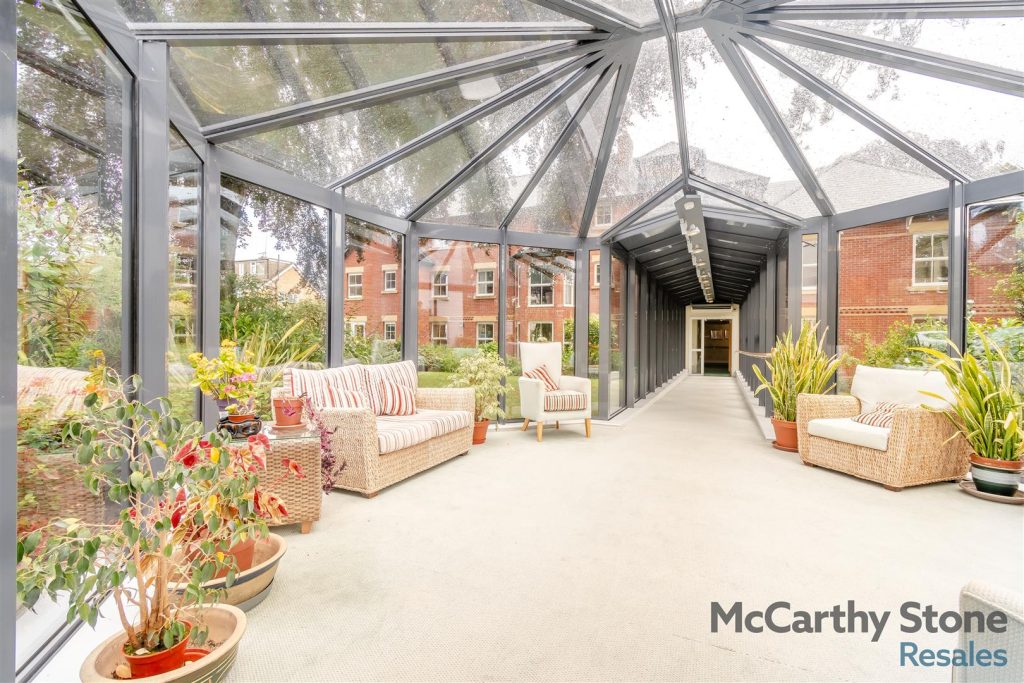 35 Wilton Court, Southbank Road, Kenilworth